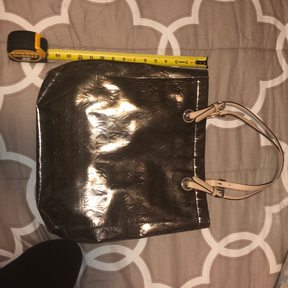 Michael Kors Metalic Silver Purse